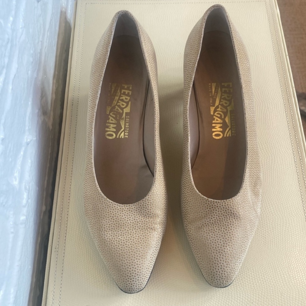 Salvatore Ferragamo Textured Cream Heels